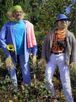Dirt and Felder at a Scarecrow Festival